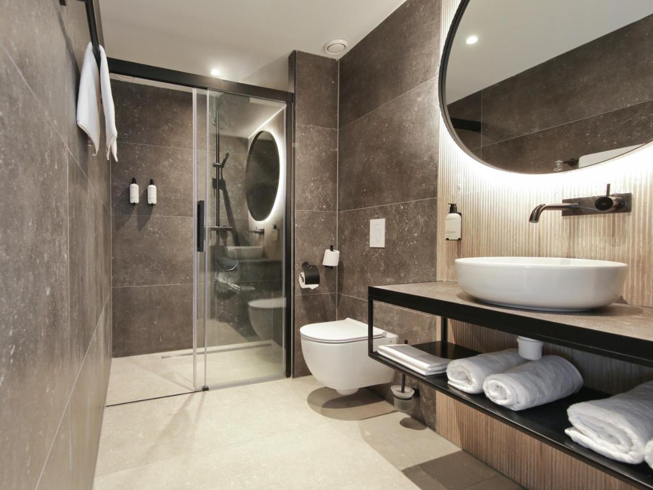 Boutique Hotel Hans - Amsterdam Schiphol Airport Бадхуведорп Екстериор снимка