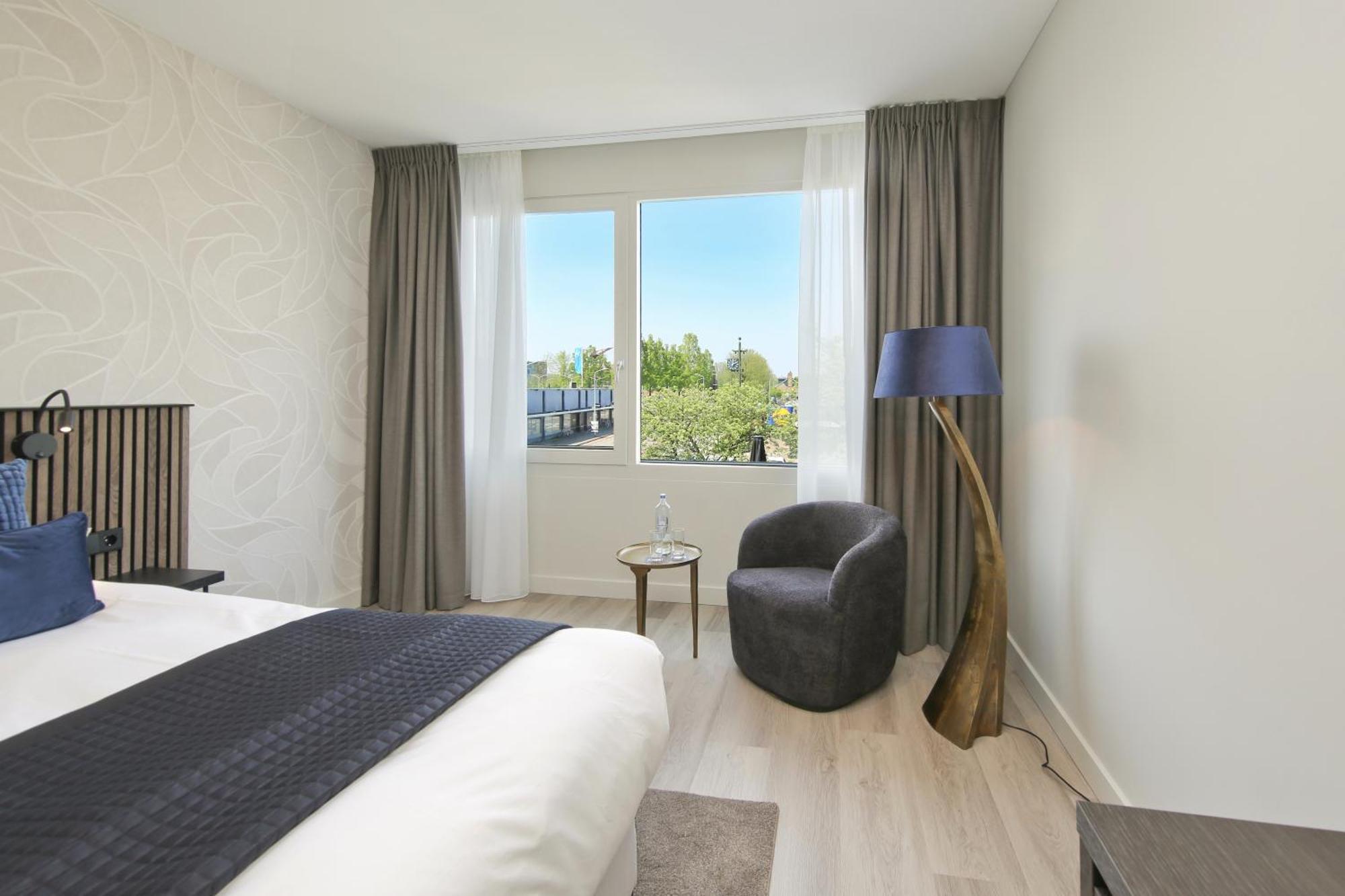 Boutique Hotel Hans - Amsterdam Schiphol Airport Бадхуведорп Екстериор снимка