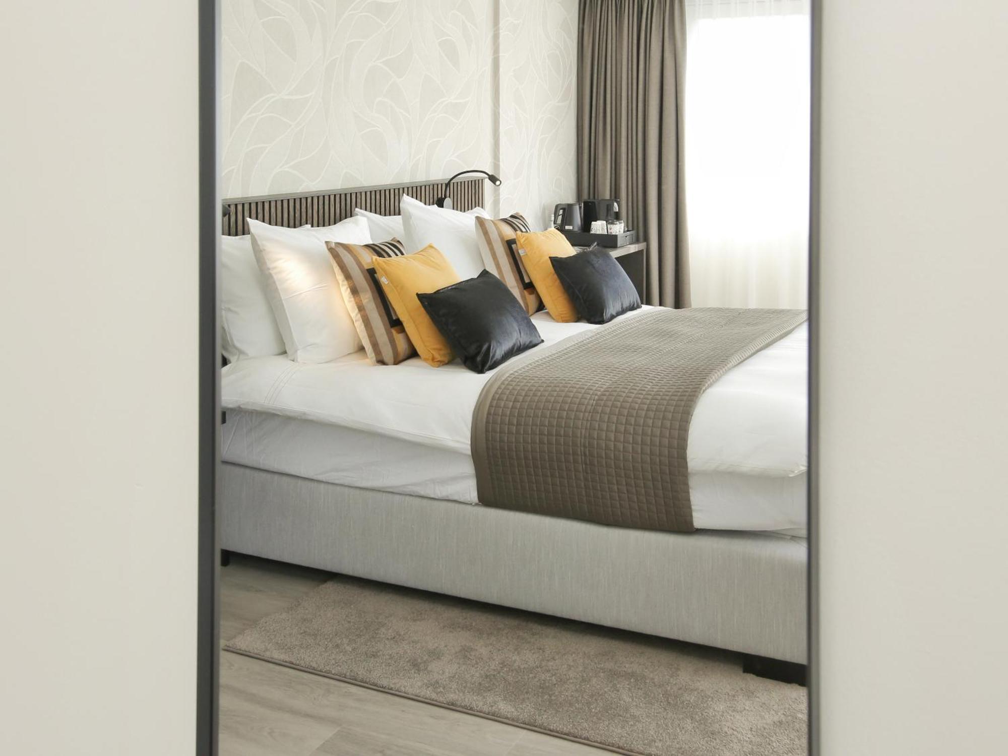 Boutique Hotel Hans - Amsterdam Schiphol Airport Бадхуведорп Екстериор снимка
