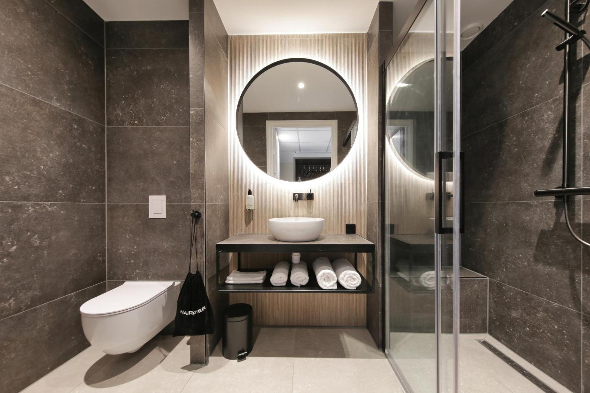 Boutique Hotel Hans - Amsterdam Schiphol Airport Бадхуведорп Екстериор снимка